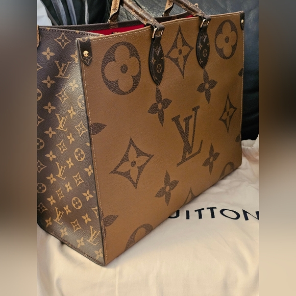 Monogram Giant OnTheGo GM Tote Reverse Canvas Brown Torron Handles Italy - Picture 15 of 17